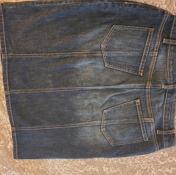 Banana Republic denim skirt - Picture 9 of 10